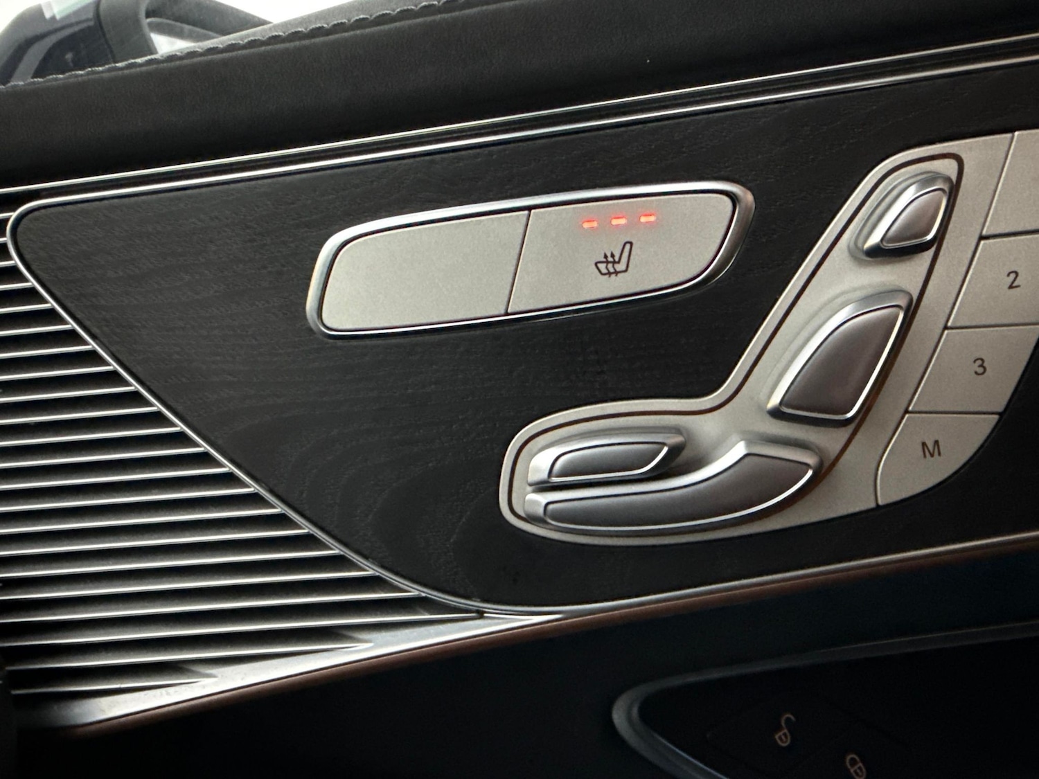 Used Mercedes-Benz EQC 2021 for sale - 77579295: Photo 19