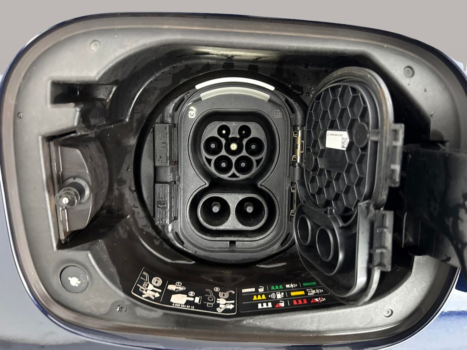 Used Mercedes-Benz EQC 2021 for sale - 77579295: Photo 30