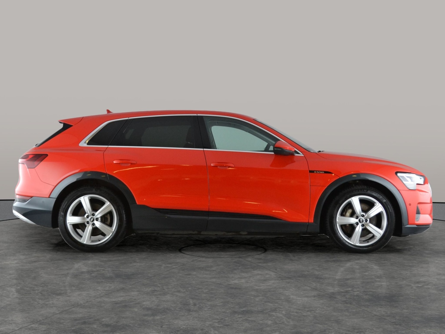 Used Audi e-tron 2021 for sale - 76895119: Photo 12