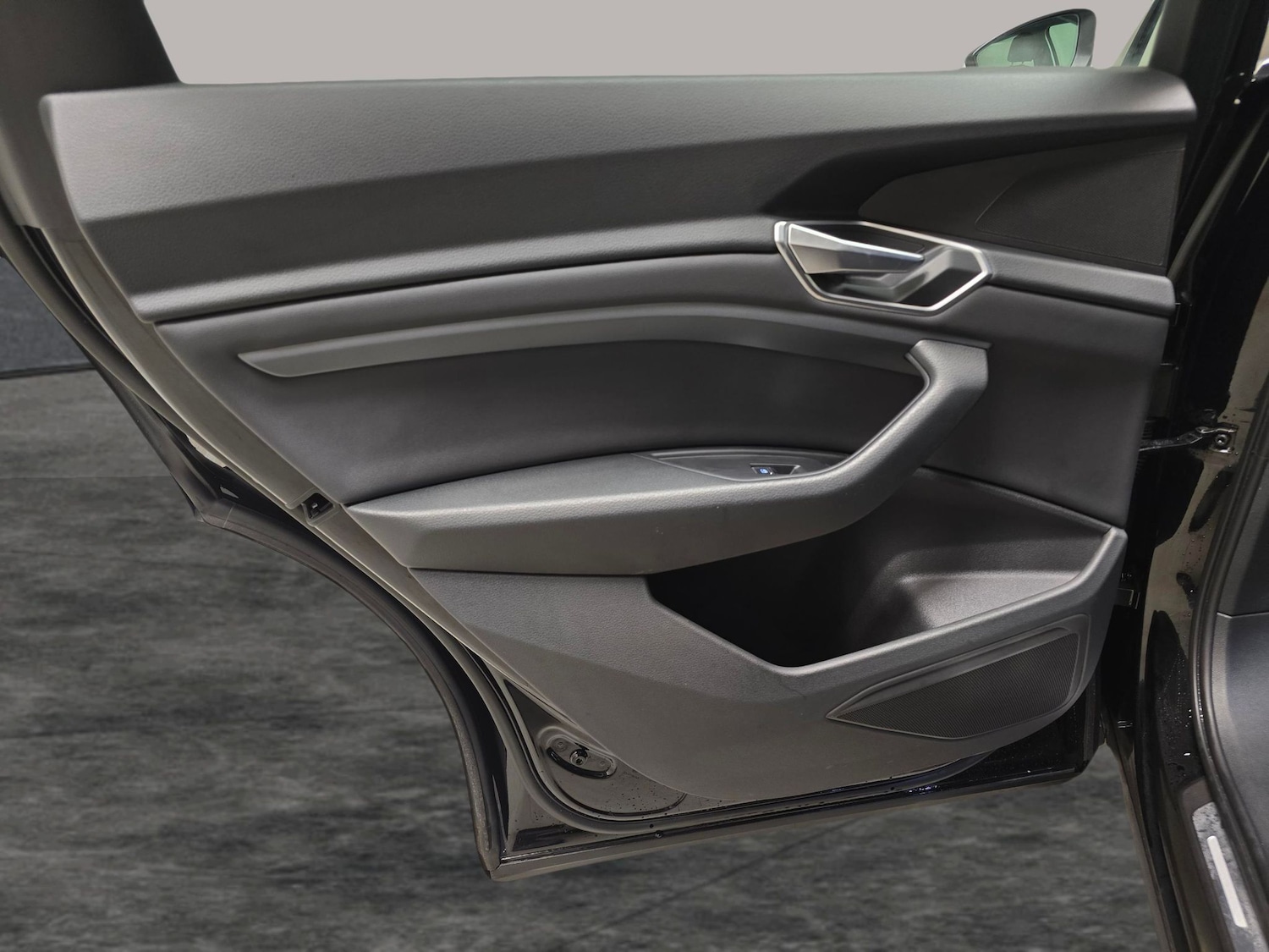 Used Audi e-tron 2020 for sale - 76682191: Photo 26