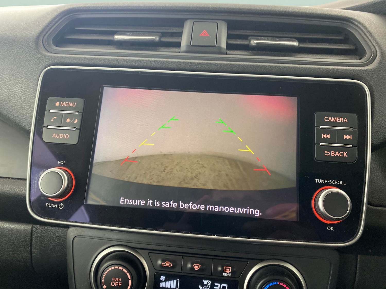 Used Nissan Leaf 2022 for sale - 77730695: Photo 5