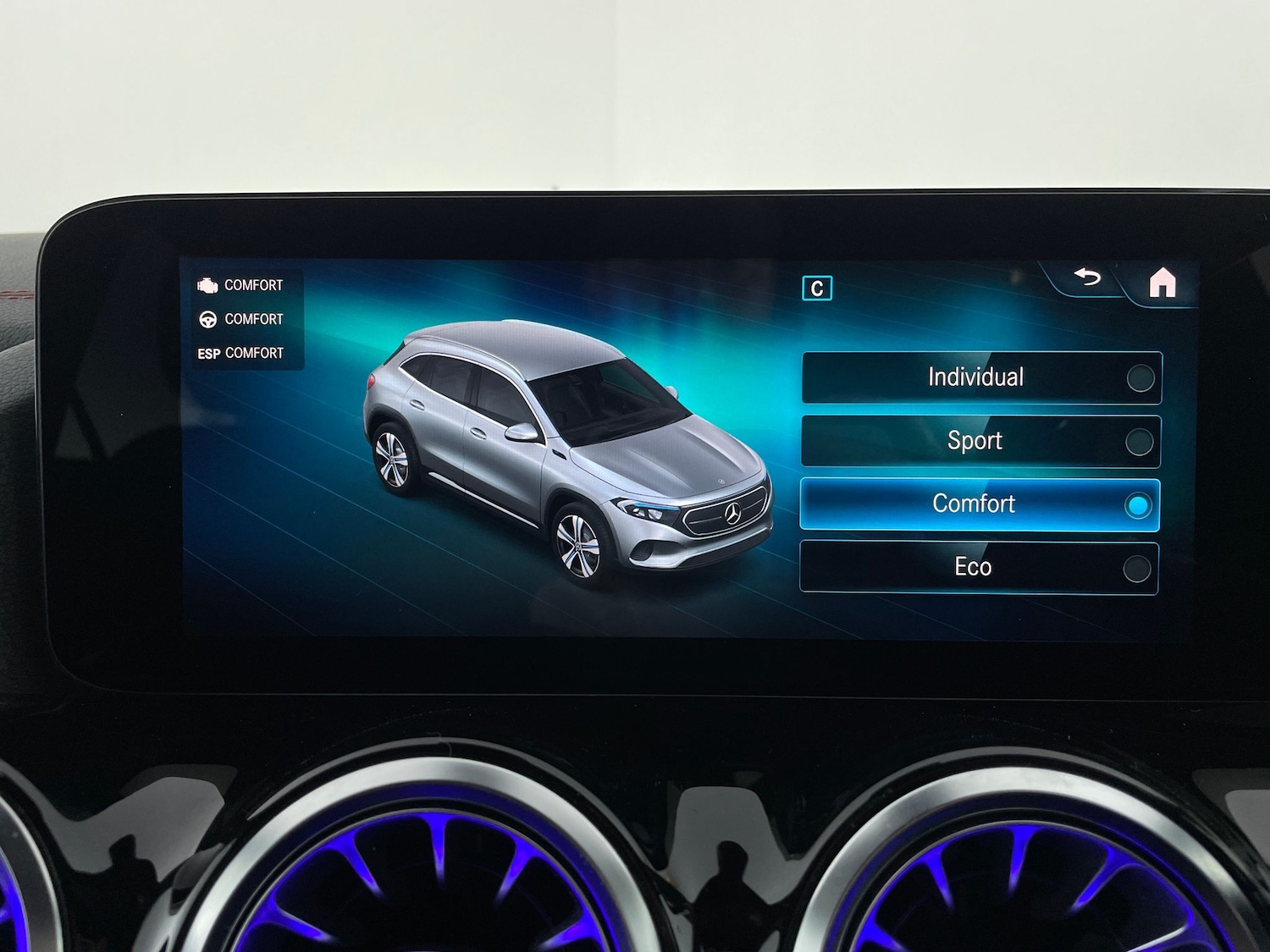Used Mercedes-Benz EQA 2022 for sale - 76128672: Photo 26