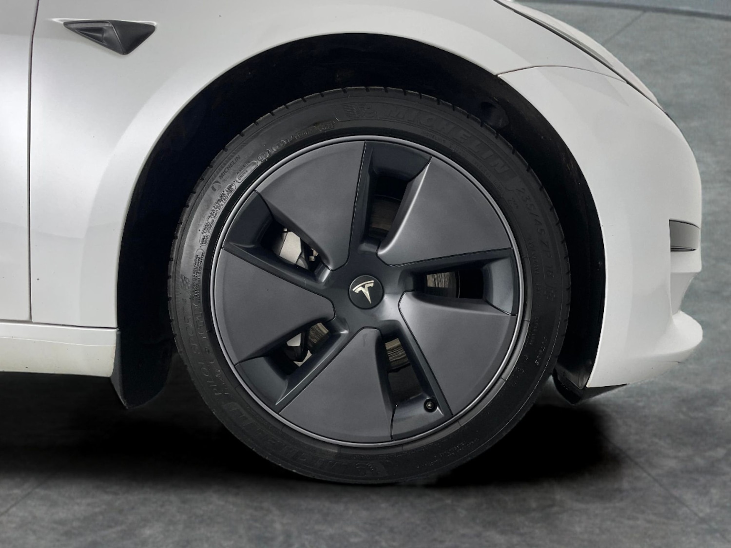 Used Tesla Model 3 2023 for sale - 76577893: Photo 34