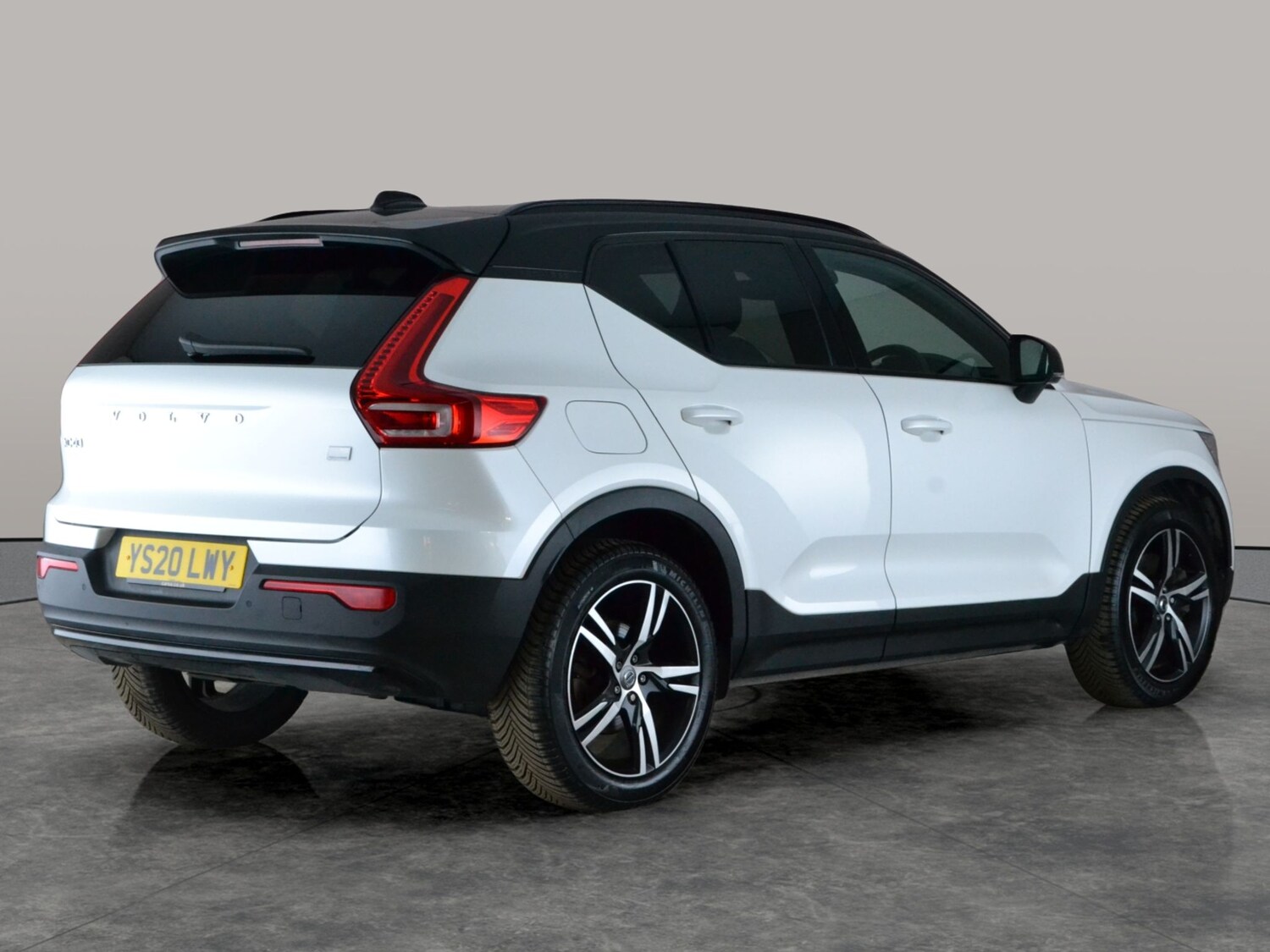 Used Volvo XC40 2020 for sale - 78224509: Photo 10