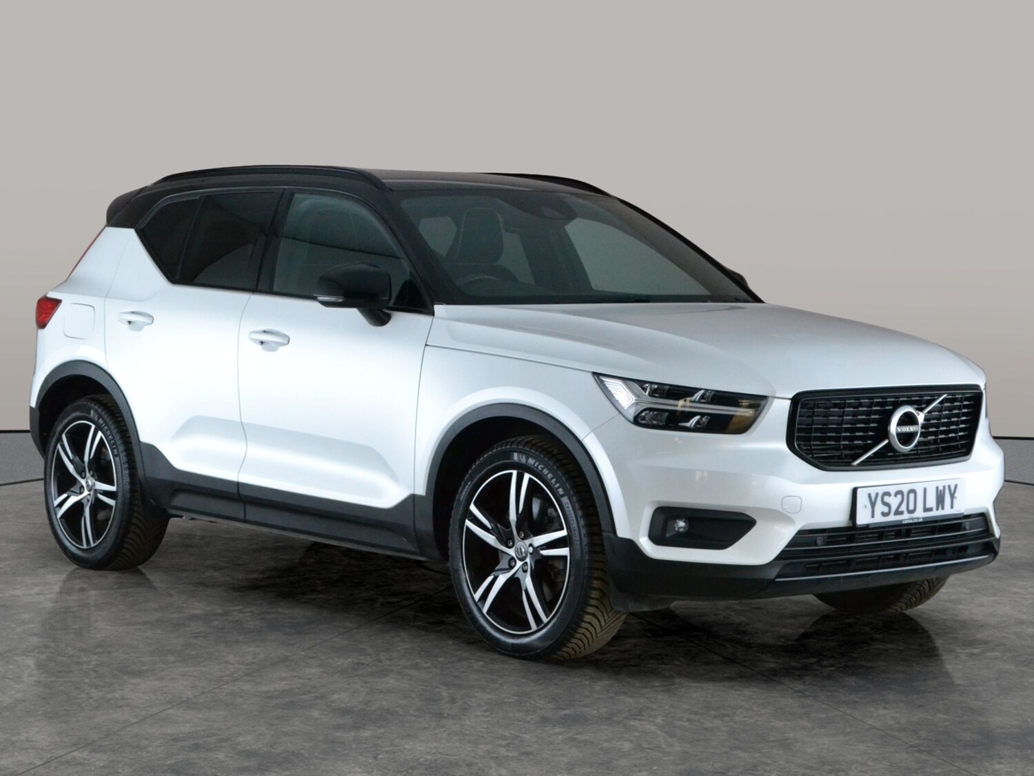 Used Volvo XC40 2020 for sale - 78224509: Photo 8