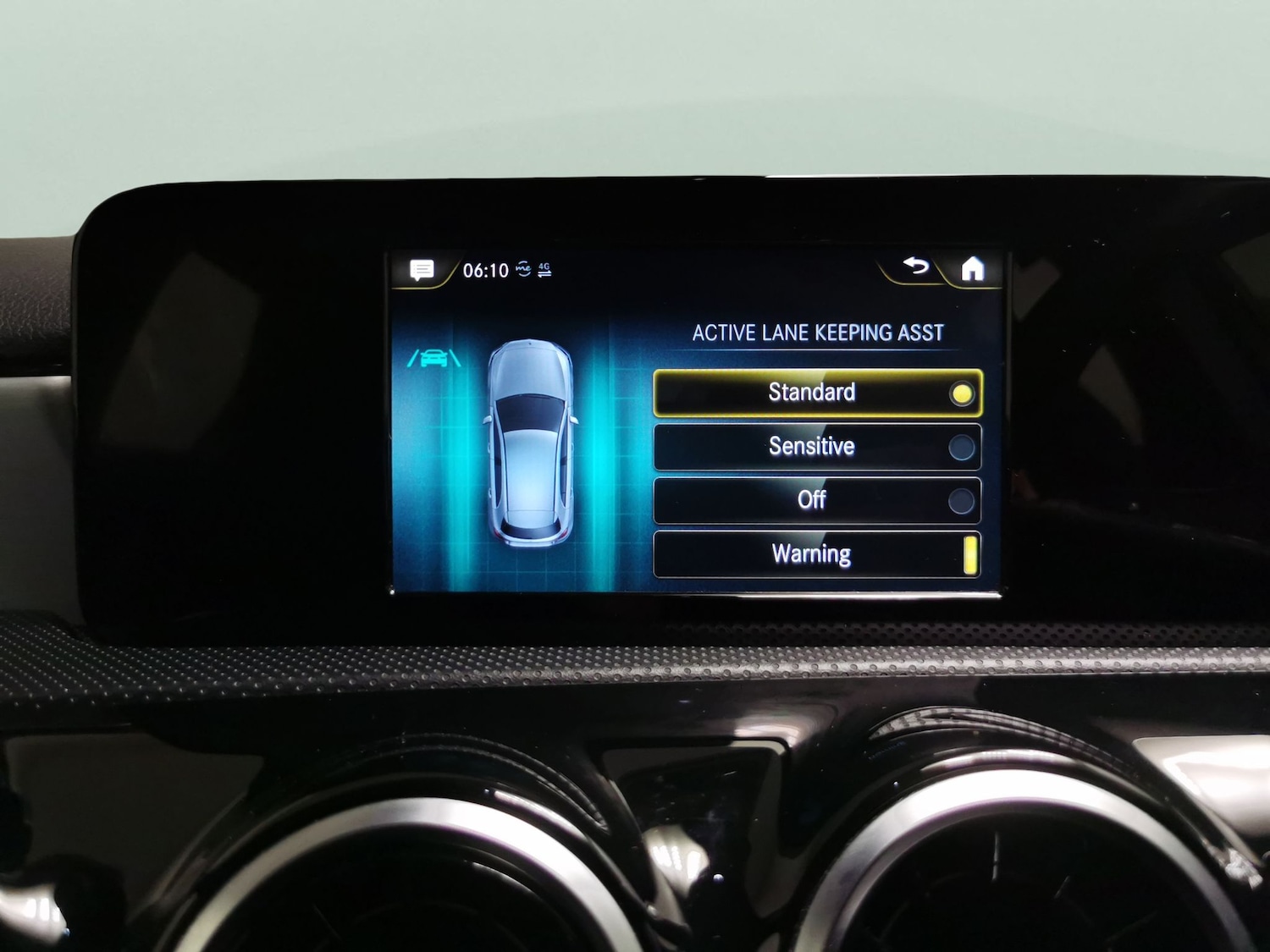 Used Mercedes-Benz A-Class 2018 for sale - 76545039: Photo 20