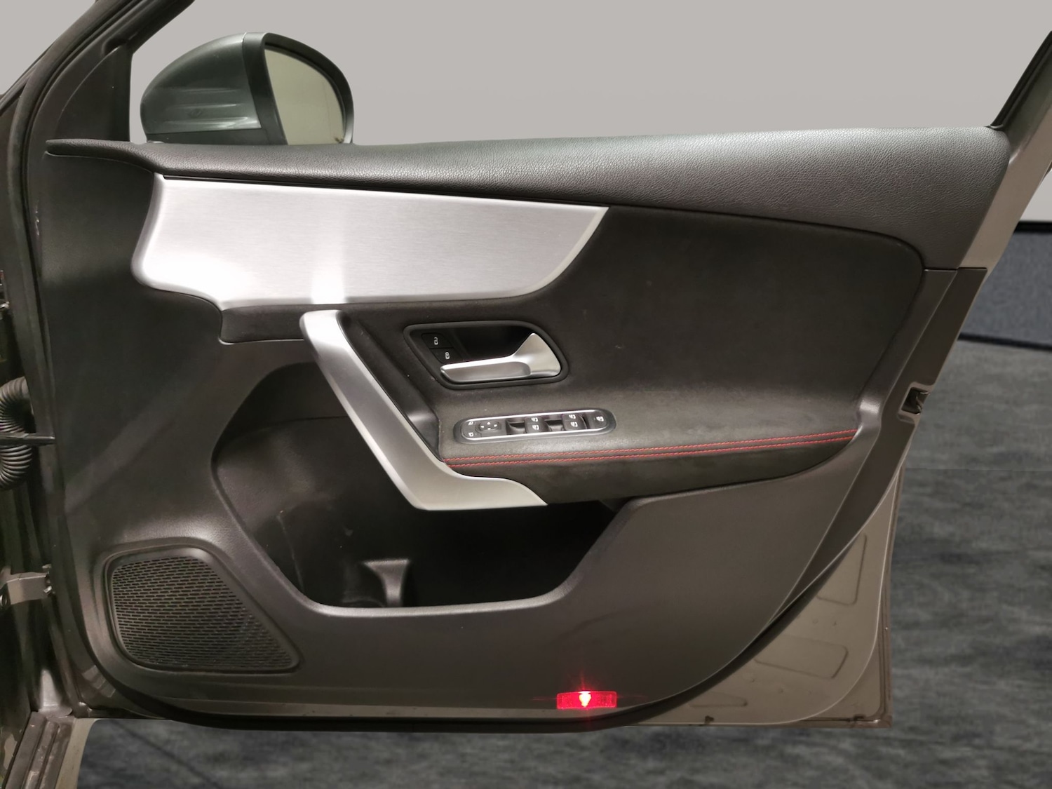 Used Mercedes-Benz A-Class 2018 for sale - 76545039: Photo 28