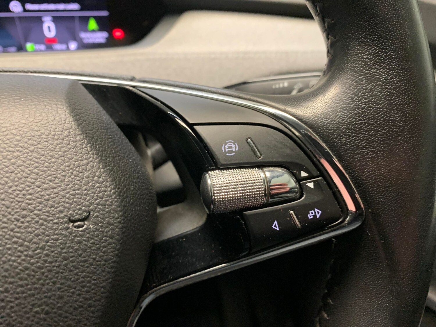 Used Skoda Enyaq 2022 for sale - 77902129: Photo 19