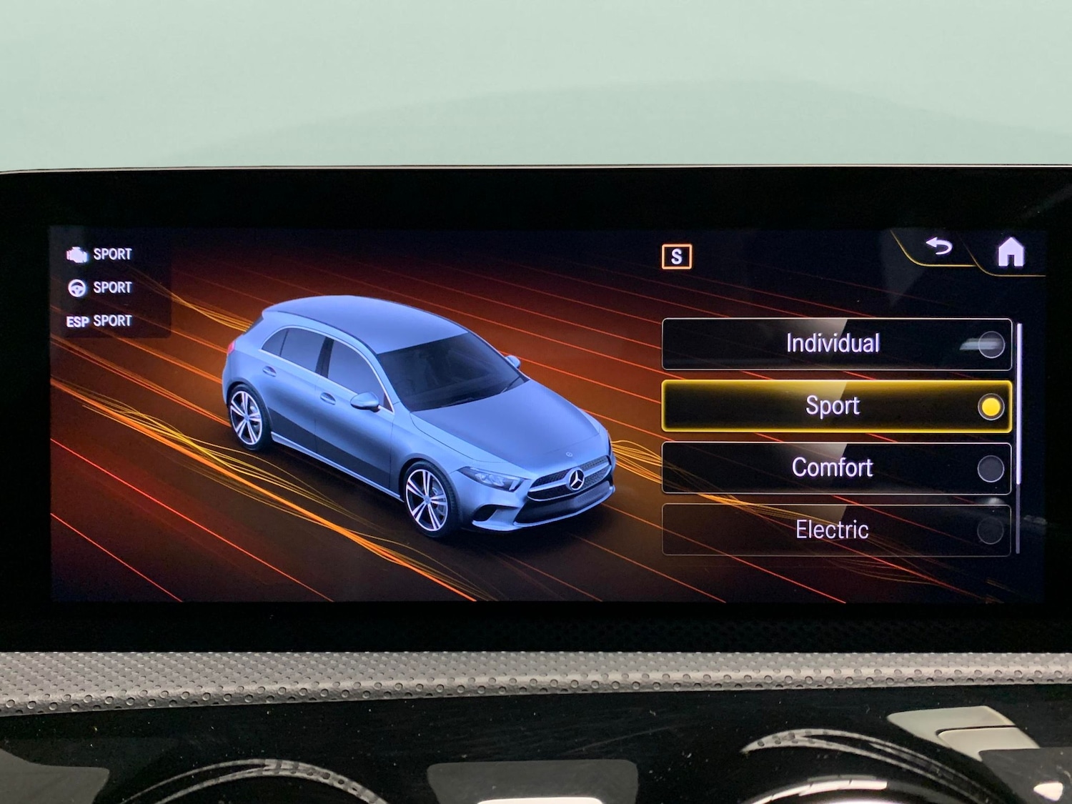 Used Mercedes-Benz A-Class 2020 for sale - 76542624: Photo 19