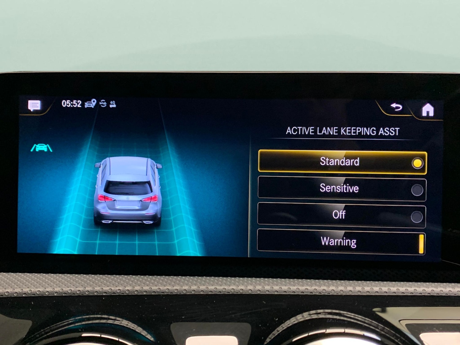 Used Mercedes-Benz A-Class 2020 for sale - 76542624: Photo 25