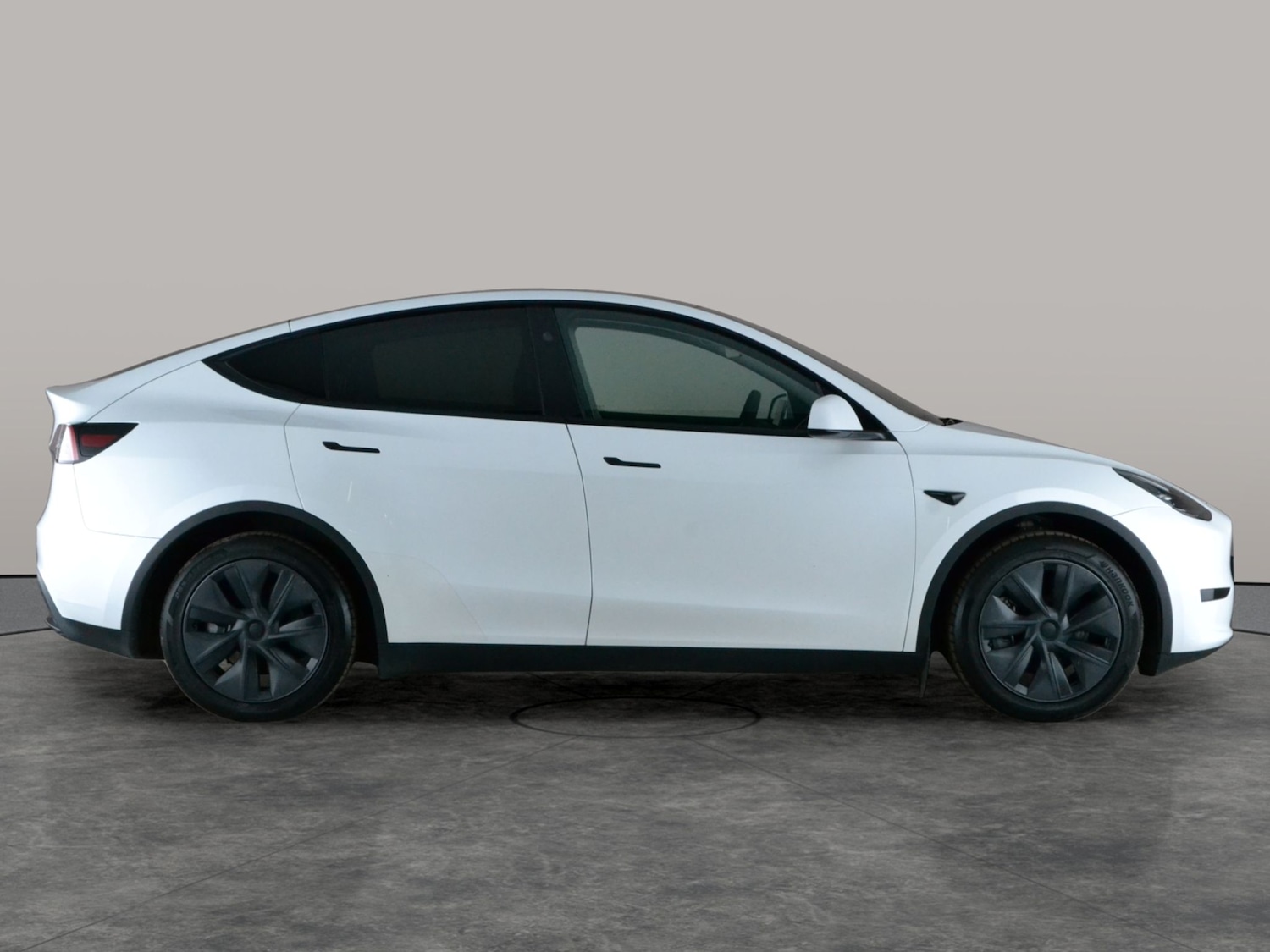 Used Tesla Model Y 2025 for sale - 77965721: Photo 11