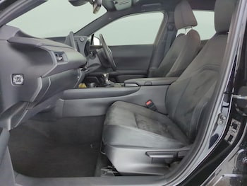 Used Lexus UX 2022 for sale - 77321518: Photo