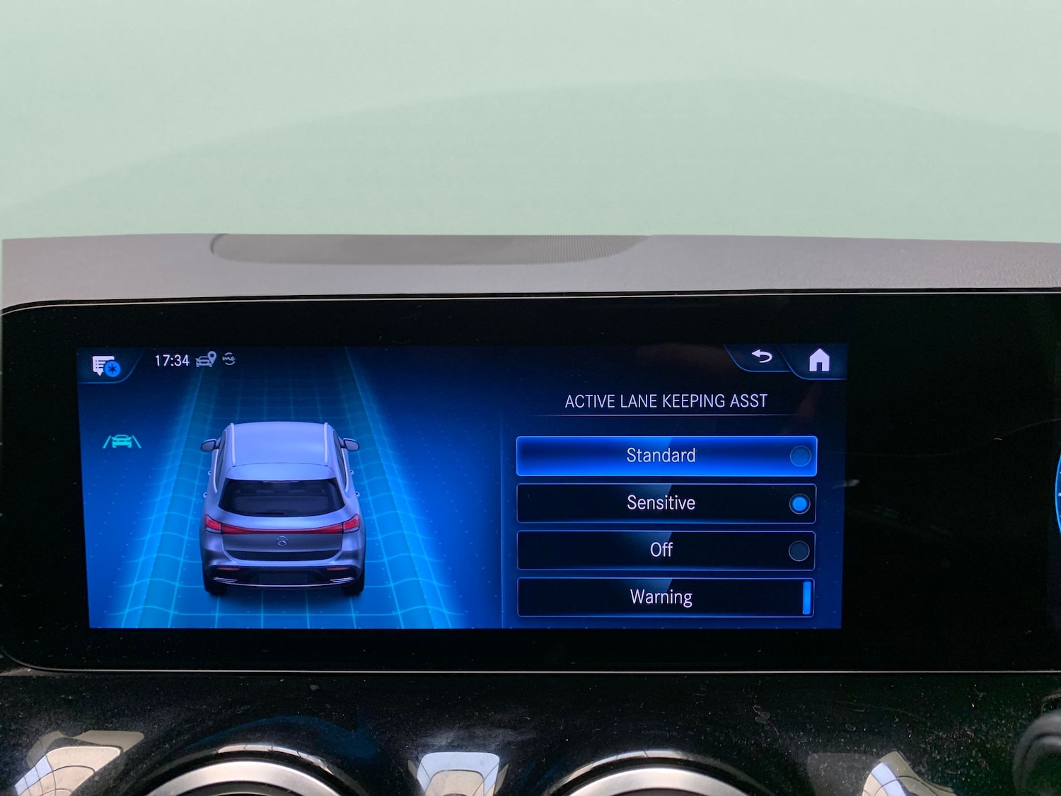 Used Mercedes-Benz EQA 2022 for sale - 77660749: Photo 22