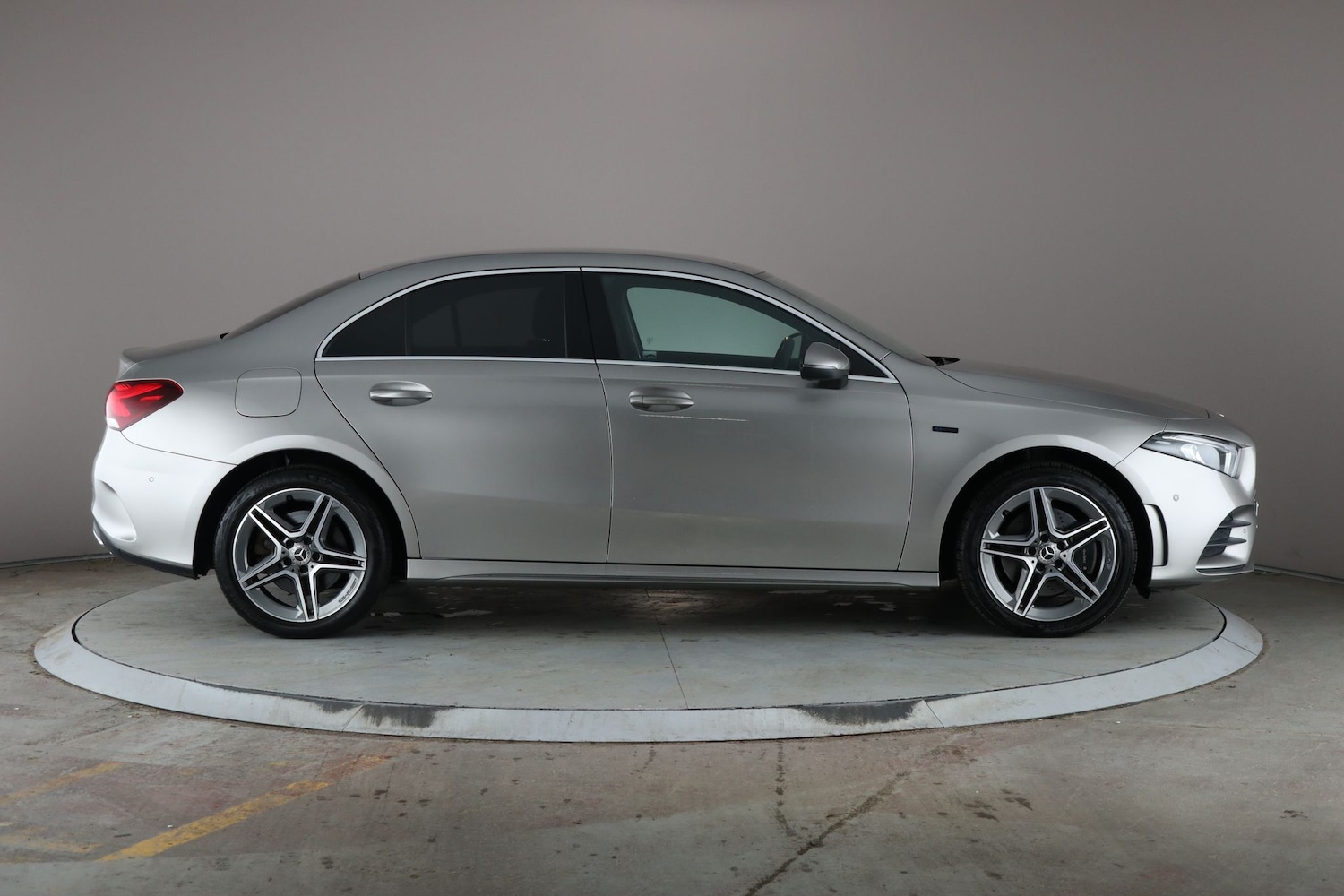 Used Mercedes-Benz A-Class 2020 for sale - 76623947: Photo 10