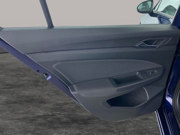 Used Volkswagen Golf 2021 for sale - 76090927: Photo 34