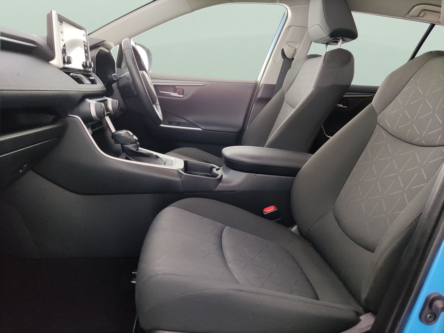 Used Toyota RAV4 2021 for sale - 77988668: Photo 4