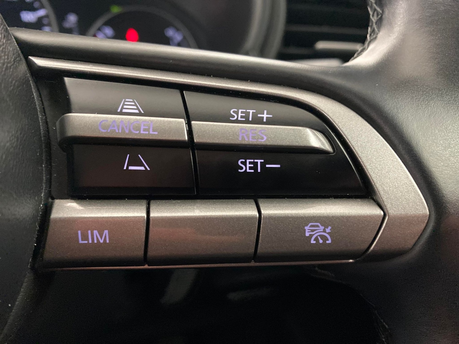 Used Mazda CX-30 2023 for sale - 77034086: Photo 18