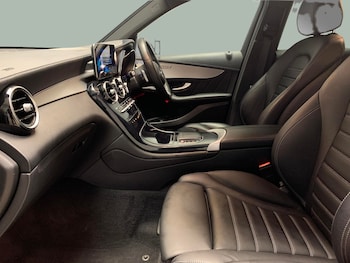 Used Mercedes-Benz GLC 2022 for sale - 75525255: Photo