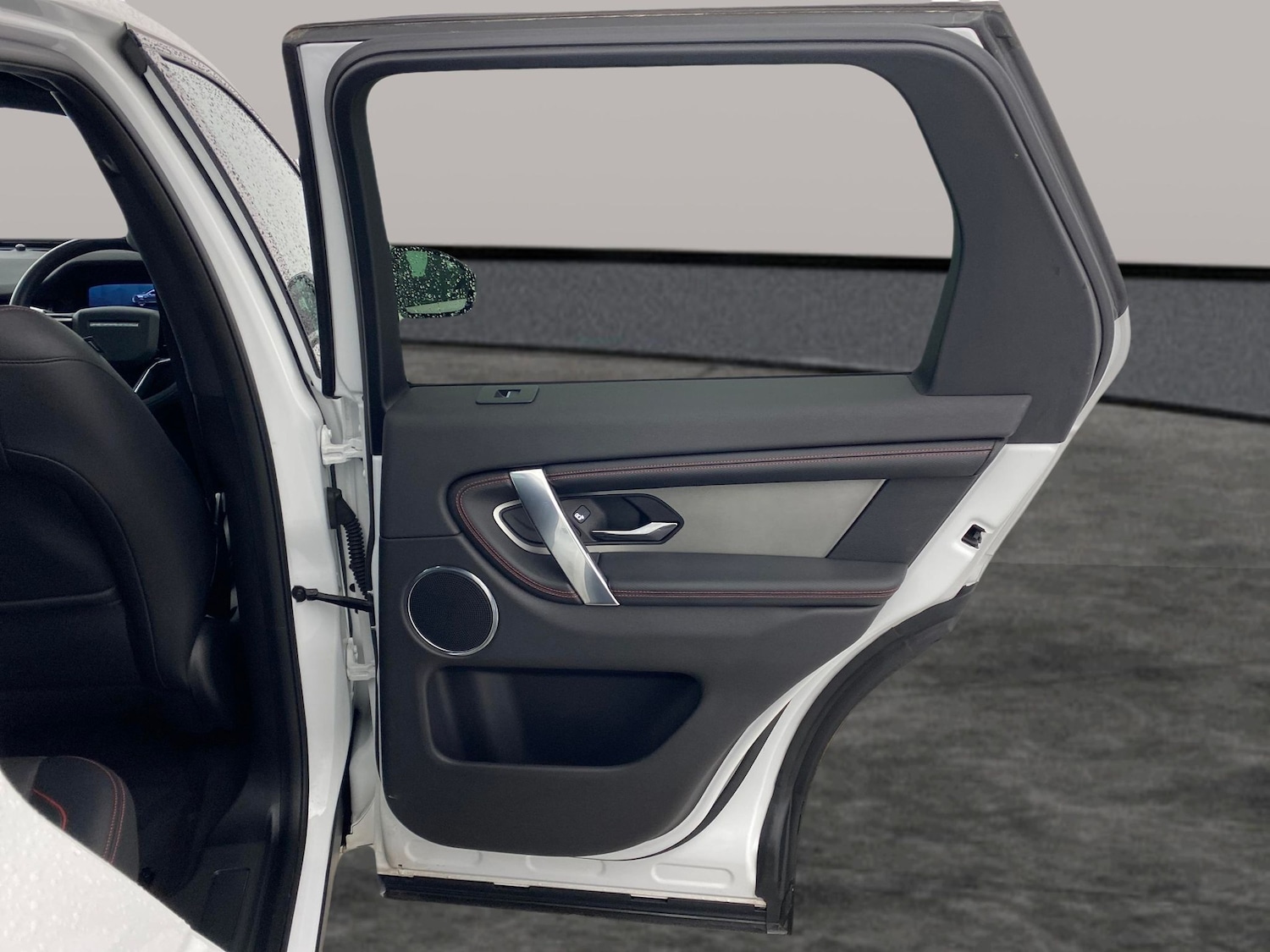 Used Land Rover Discovery Sport 2022 for sale - 78061040: Photo 30