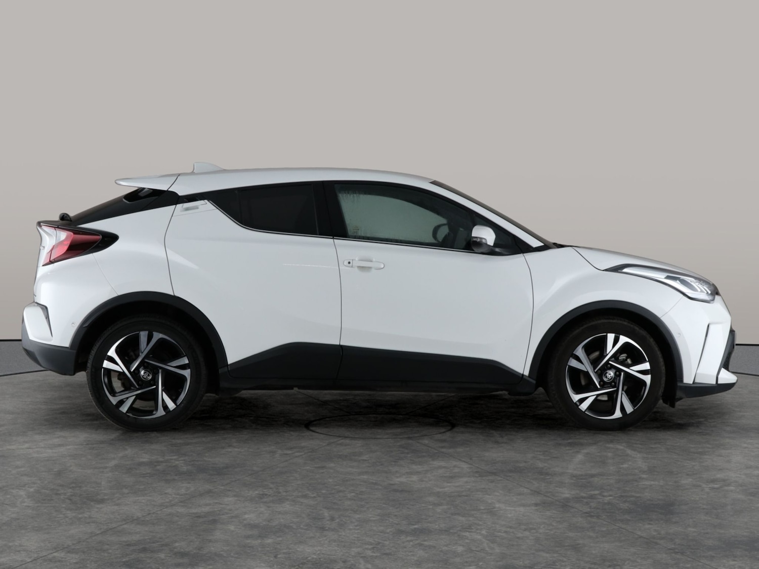 Used Toyota C-HR 2022 for sale - 76777784: Photo 9