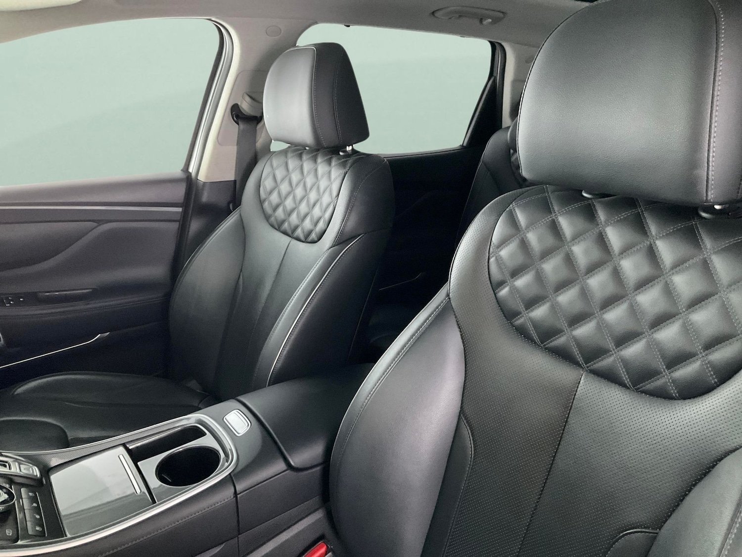 Used Hyundai Santa Fe 2021 for sale - 76046335: Photo 10