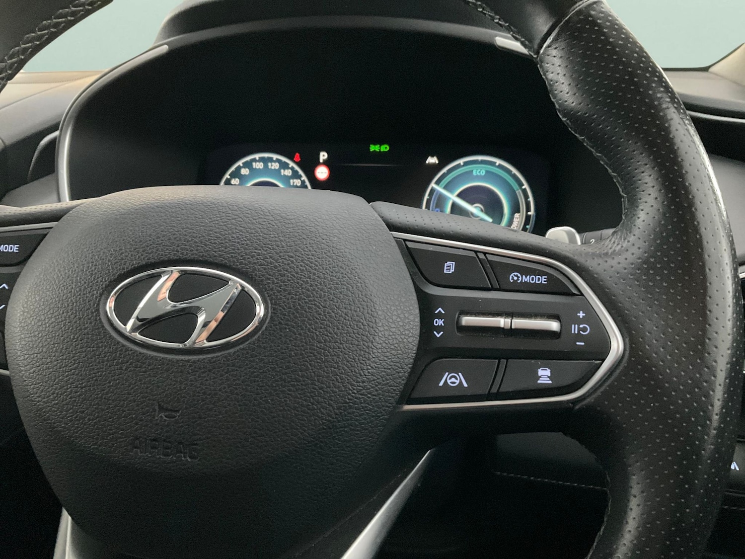 Used Hyundai Santa Fe 2021 for sale - 76046335: Photo 32