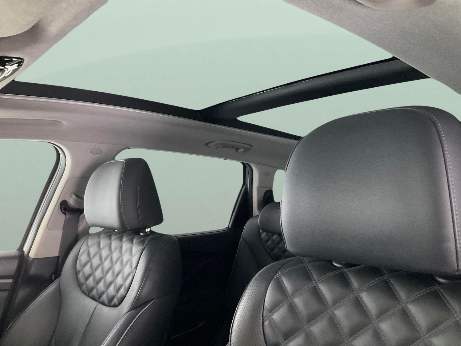 Used Hyundai Santa Fe 2021 for sale - 76046335: Photo 5