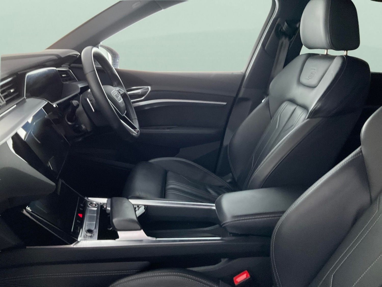 Used Audi e-tron 2022 for sale - 76736291: Photo 4