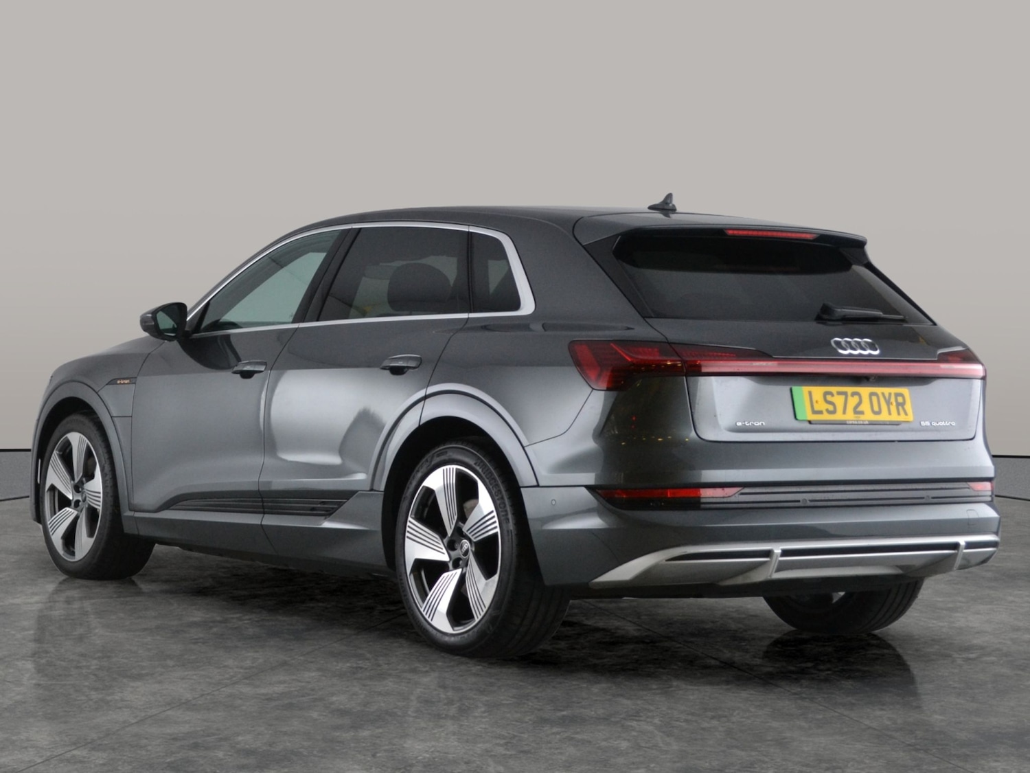 Used Audi e-tron 2022 for sale - 77545620: Photo 9