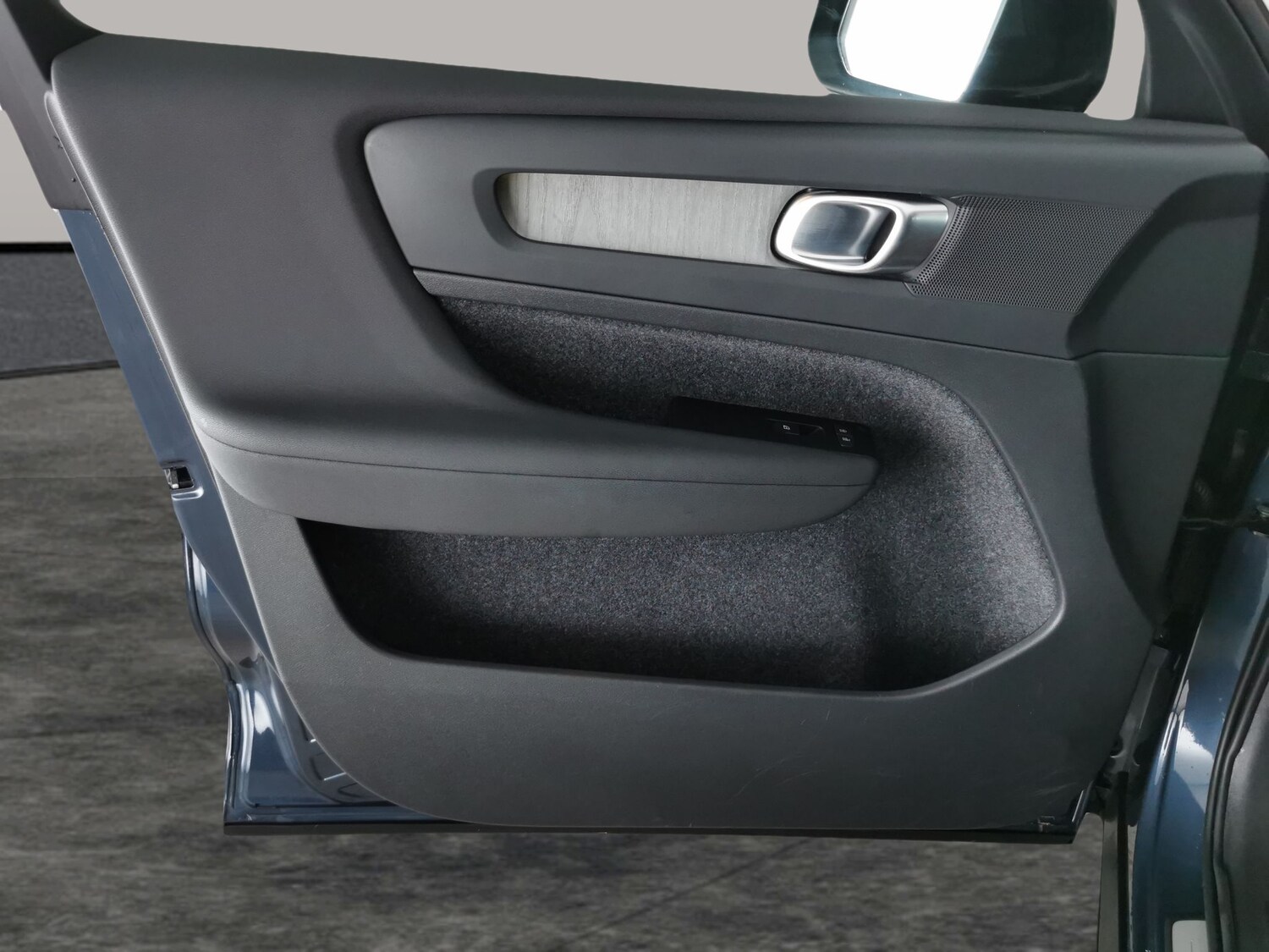 Used Volvo XC40 2021 for sale - 77591128: Photo 27