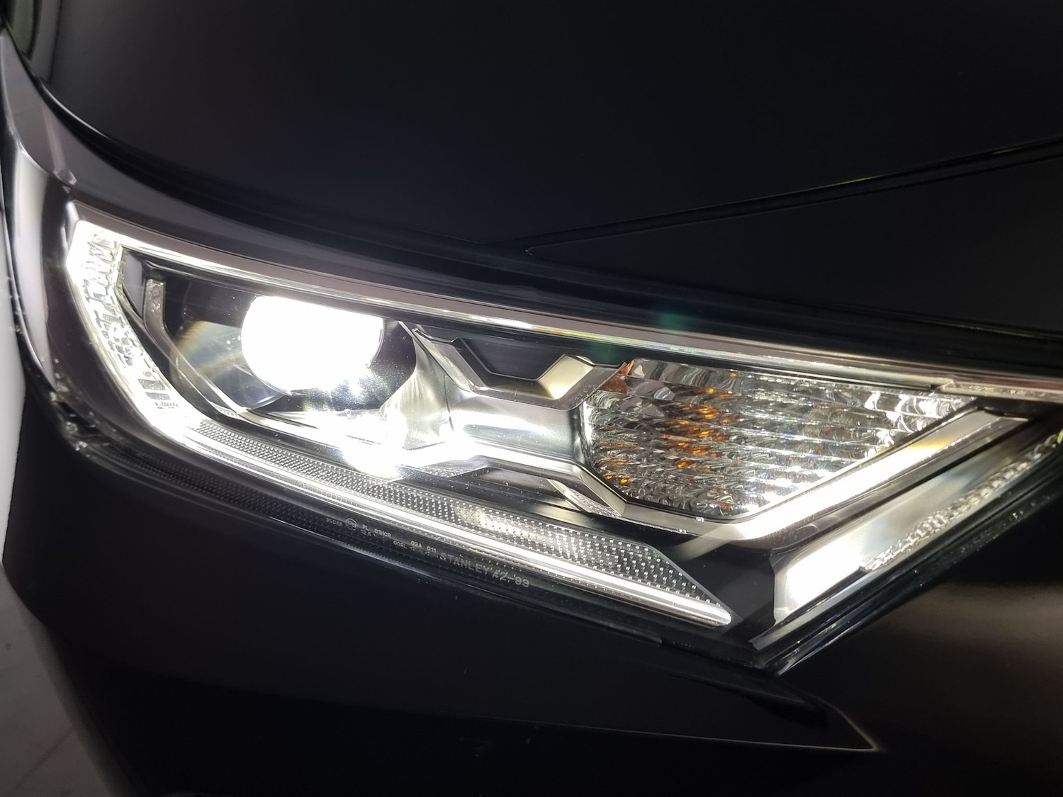 Used Toyota RAV4 2021 for sale - 76382945: Photo 32