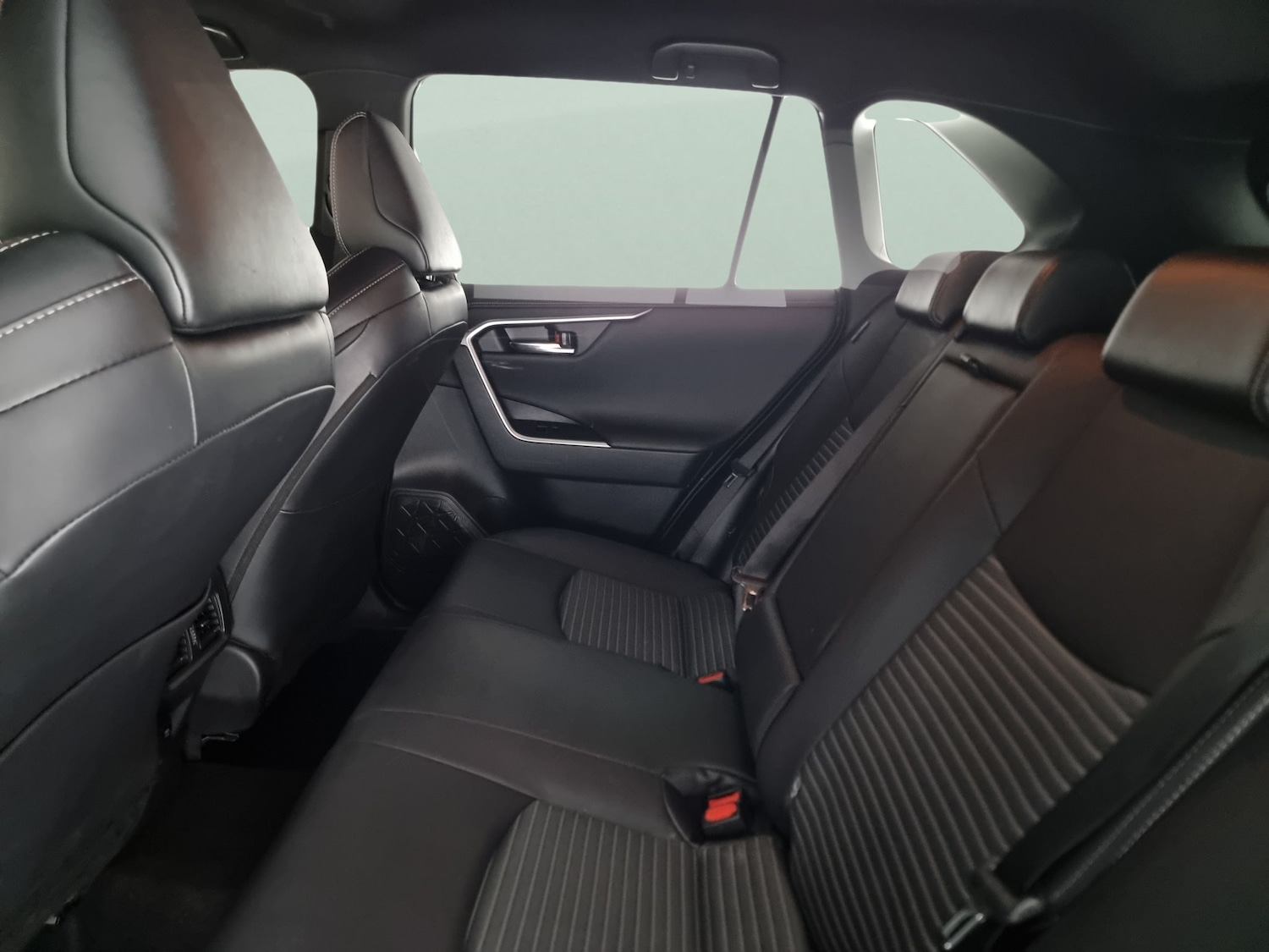 Used Toyota RAV4 2021 for sale - 76382945: Photo 37