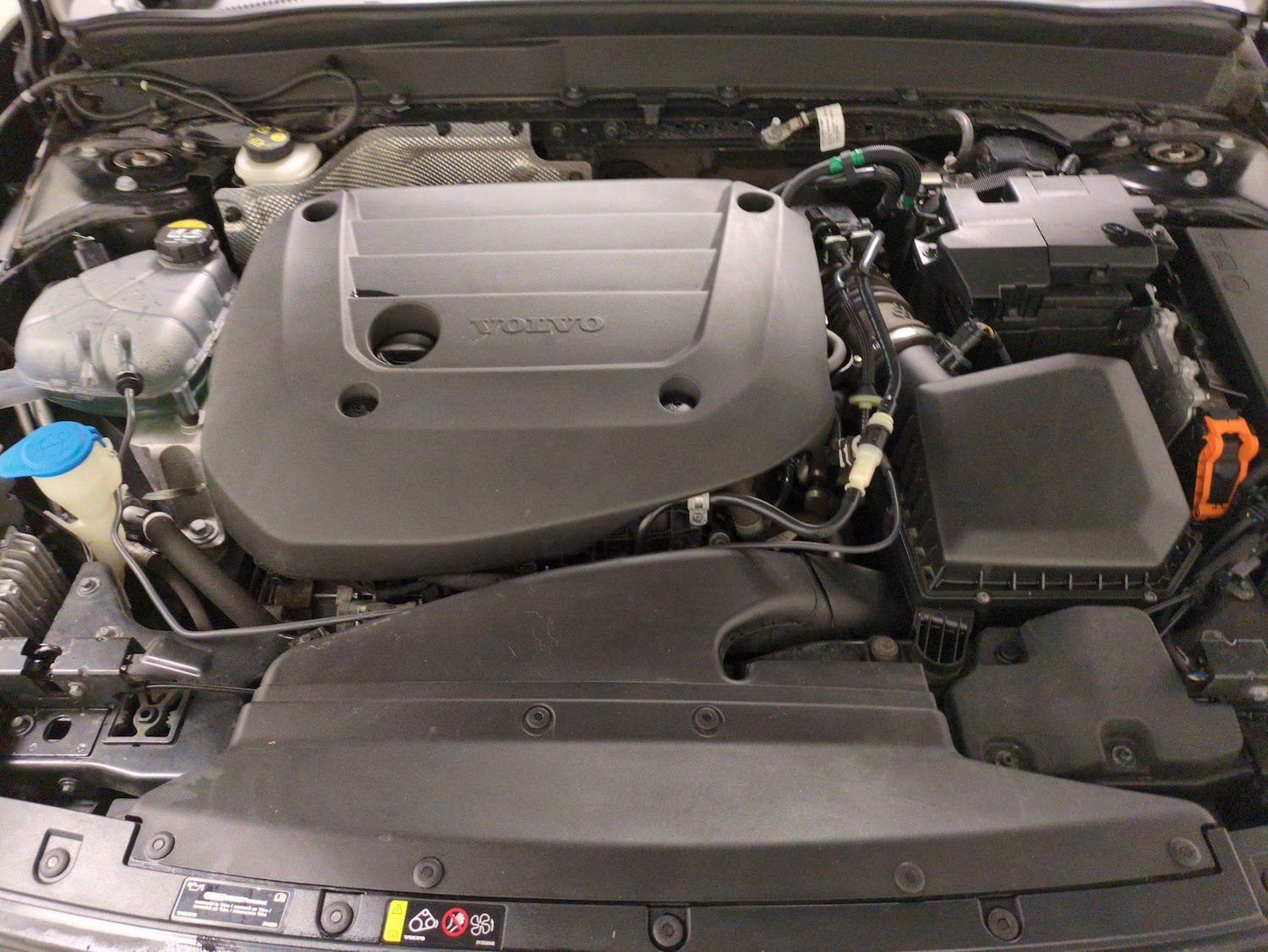 Used Volvo XC40 2022 for sale - 78028331: Photo 32