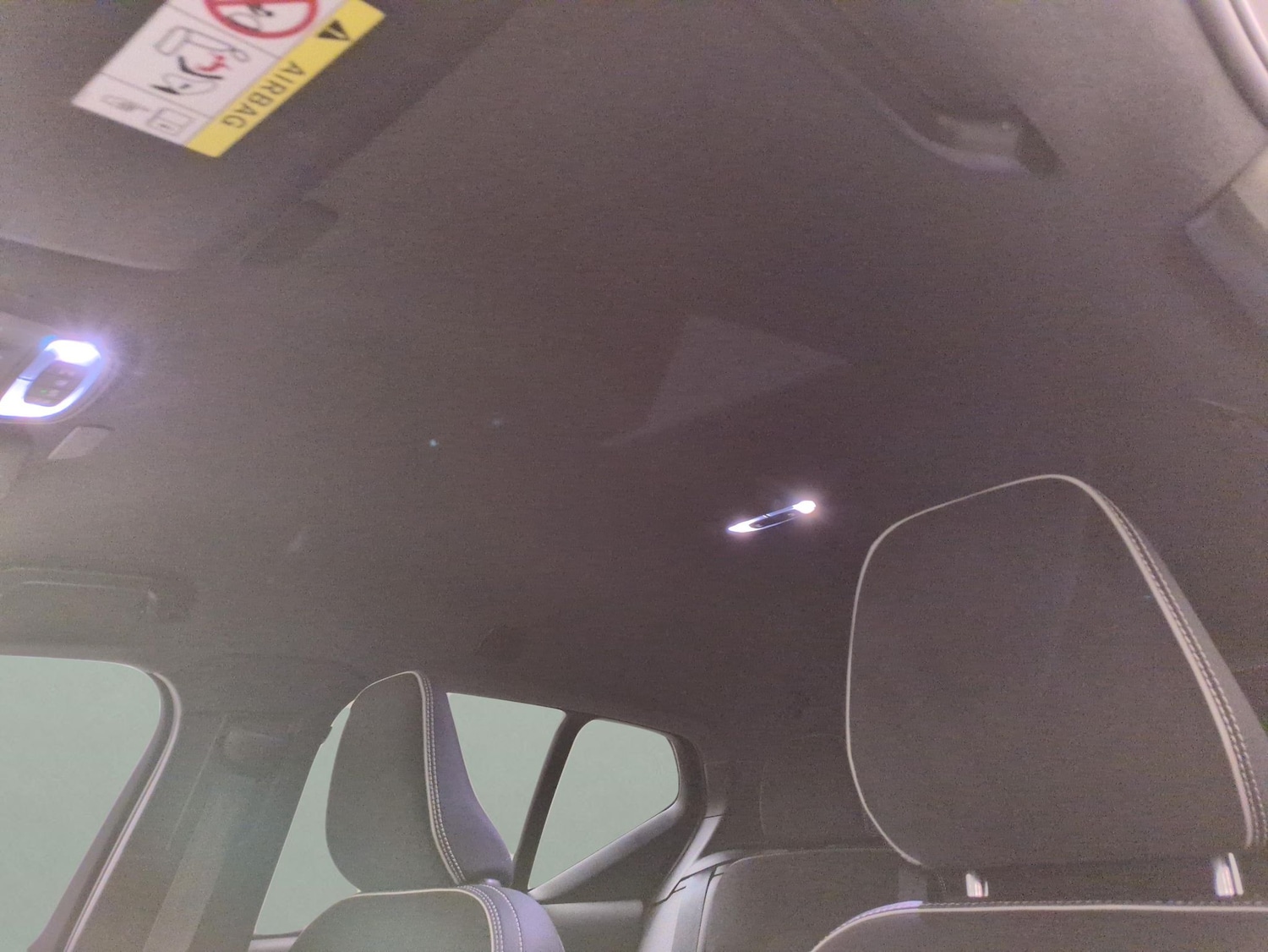 Used Volvo XC40 2022 for sale - 78028331: Photo 5