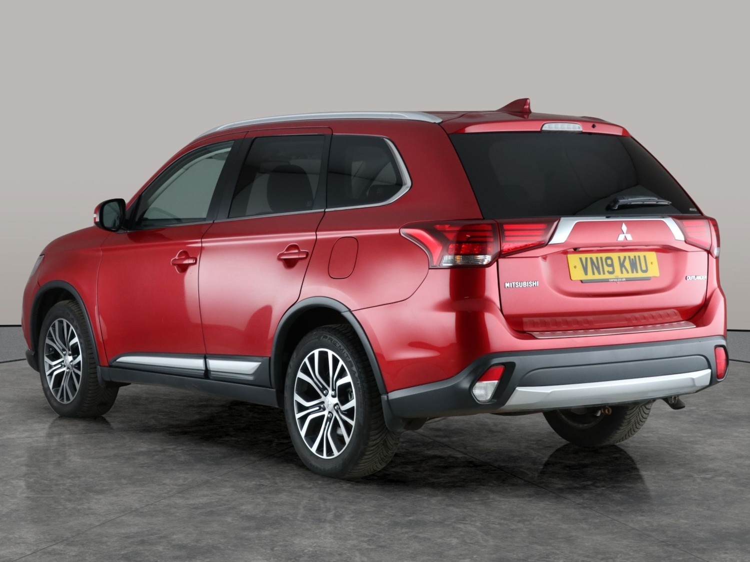 Used Mitsubishi Outlander 2019 for sale - 76564097: Photo 11