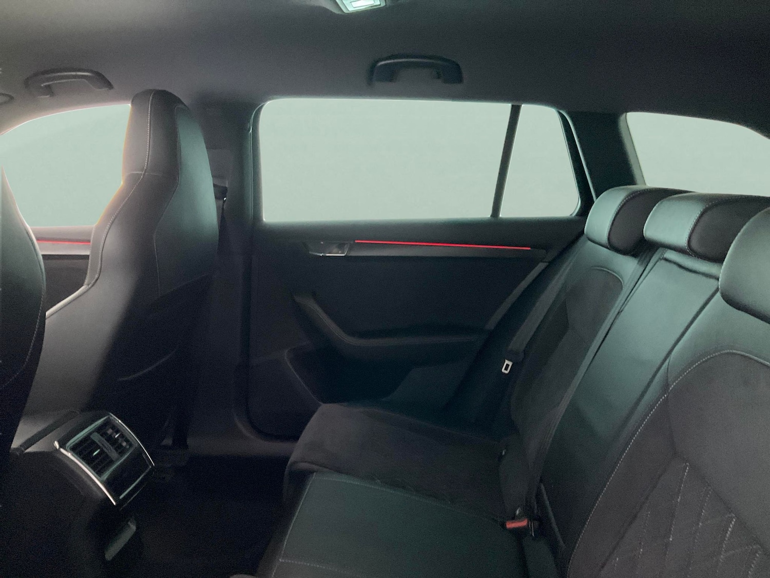 Used Skoda Superb 2021 for sale - 76394033: Photo 38