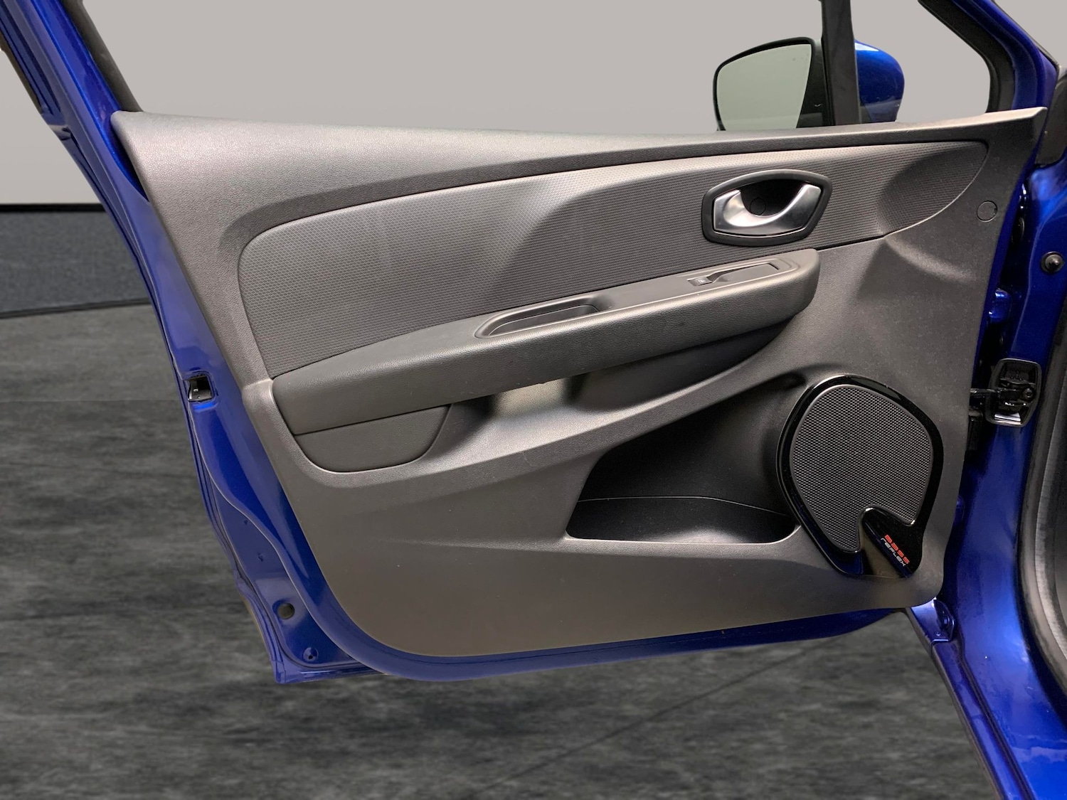 Used Renault Clio 2019 for sale - 76595382: Photo 20