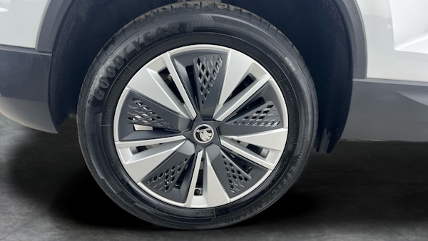 Used Skoda Karoq 2023 for sale - 76204957: Photo 14