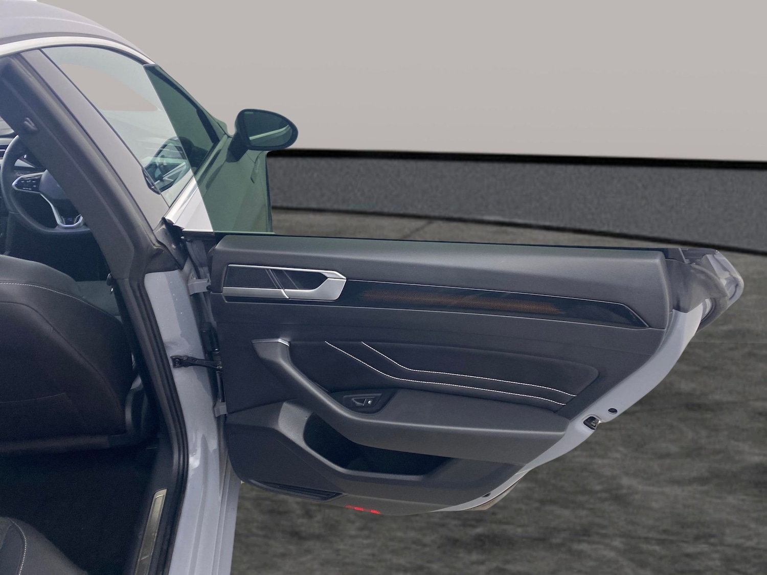 Used Volkswagen Arteon 2023 for sale - 77980665: Photo 28