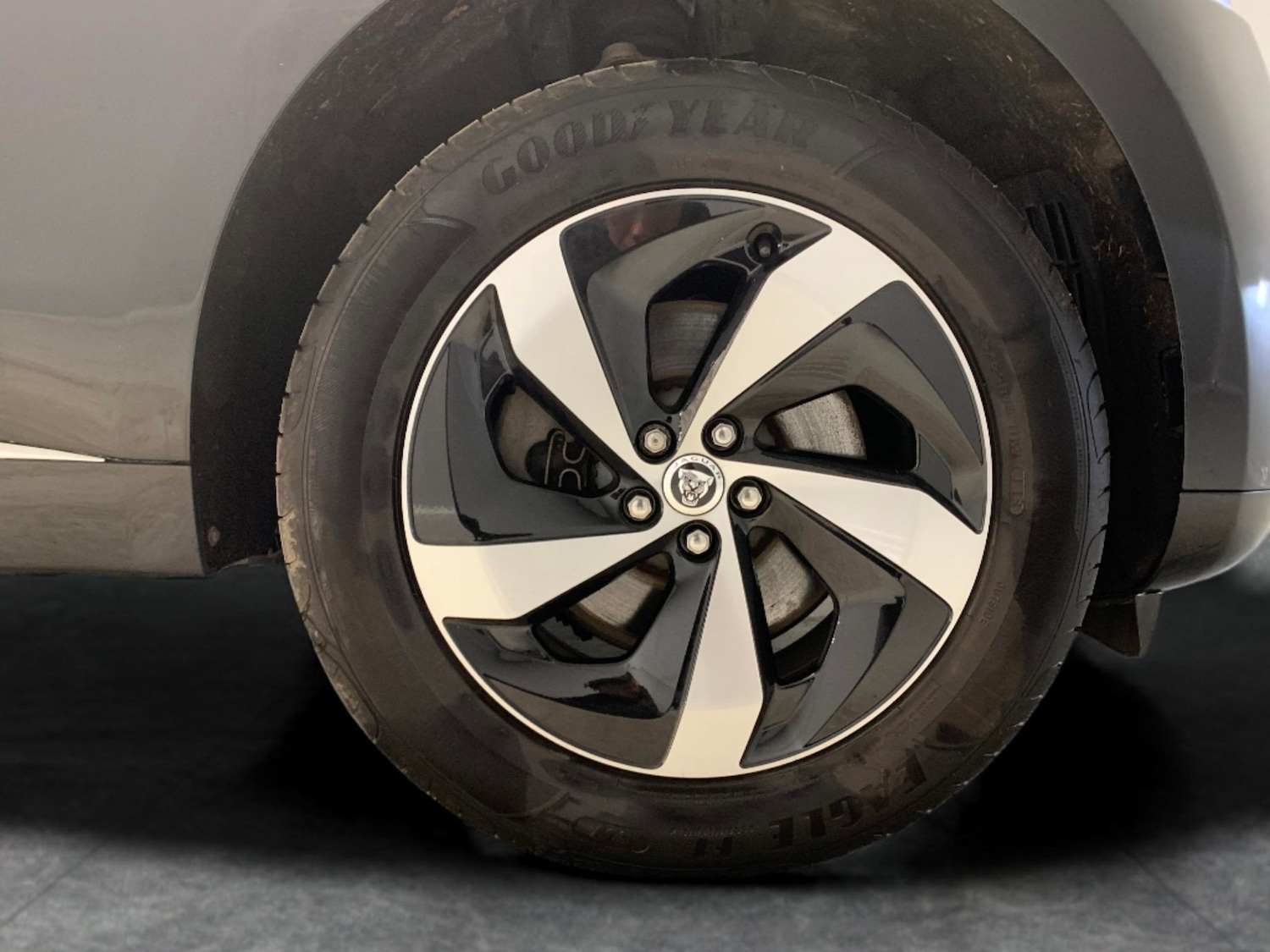 Used Jaguar F-Pace 2023 for sale - 76821862: Photo 24