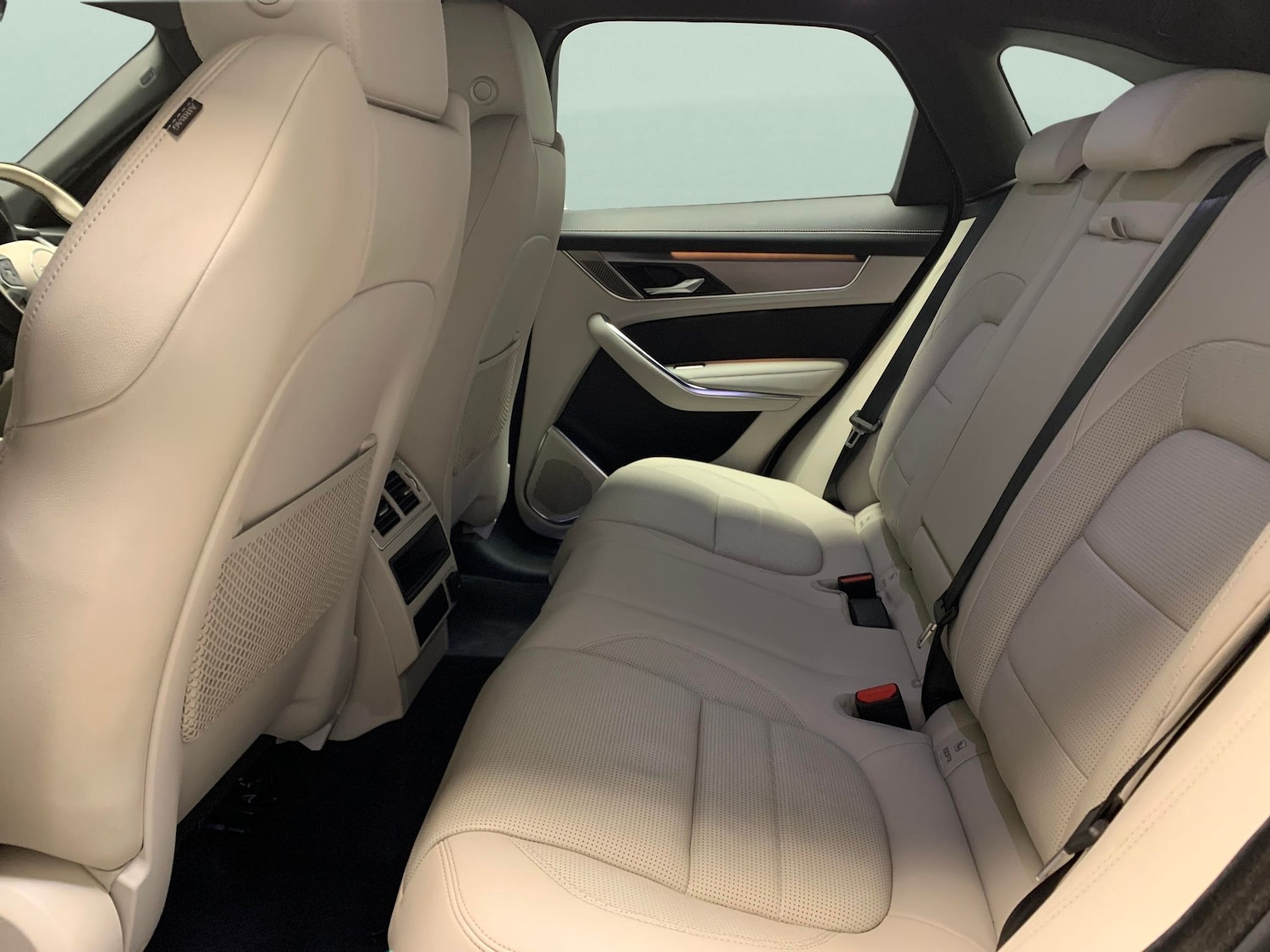 Used Jaguar F-Pace 2023 for sale - 76821862: Photo 26