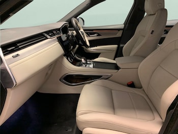 Used Jaguar F-Pace 2023 for sale - 76821862: Photo