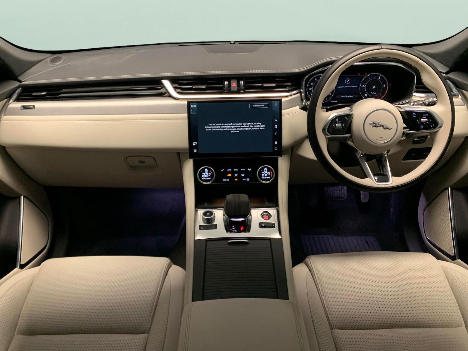 Used Jaguar F-Pace 2023 for sale - 76821862: Photo 7