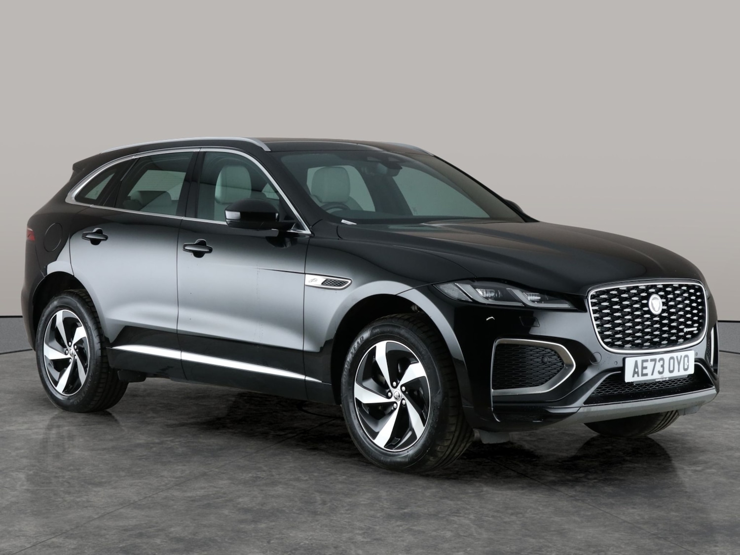 Used Jaguar F-Pace 2023 for sale - 76821862: Photo 8