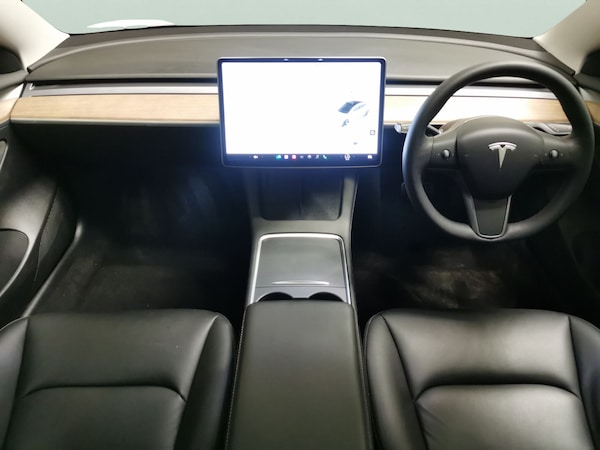 Used Tesla Model 3 2021 for sale - 76310675: Photo 4