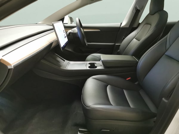 Used Tesla Model 3 2021 for sale - 76310675: Photo 6