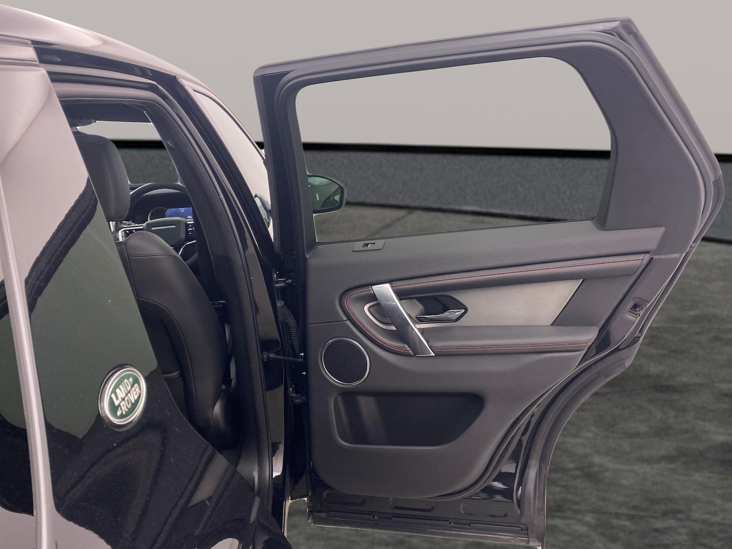 Used Land Rover Discovery Sport 2023 for sale - 77617407: Photo 26