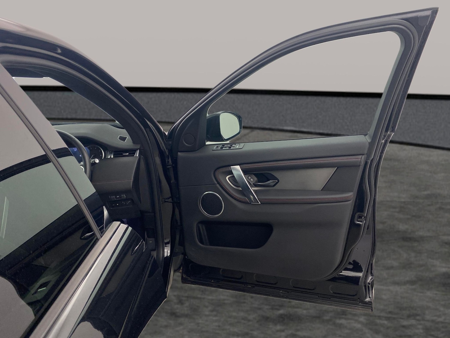 Used Land Rover Discovery Sport 2023 for sale - 77617407: Photo 27