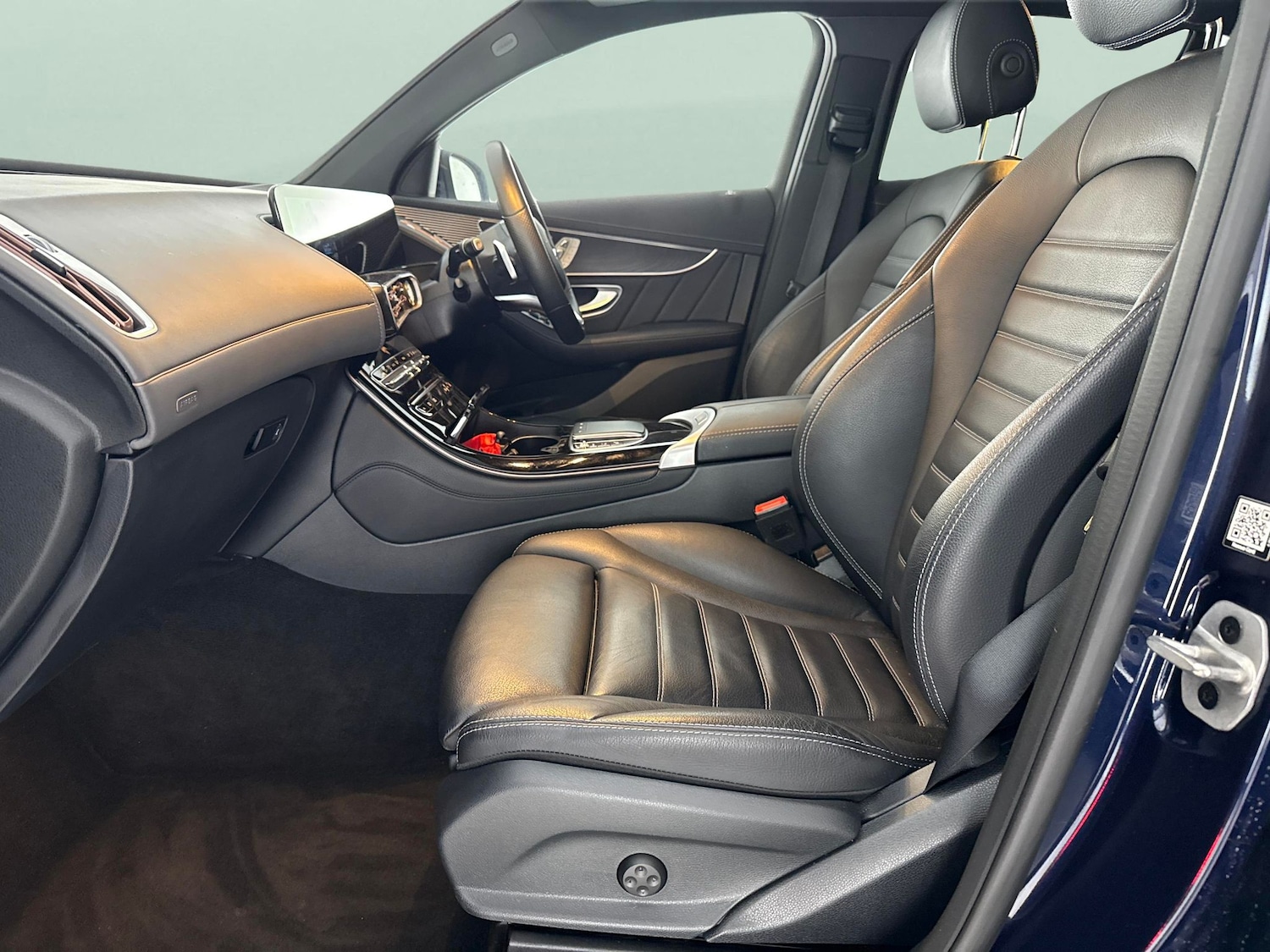 Used Mercedes-Benz EQC 2021 for sale - 77791409: Photo 4