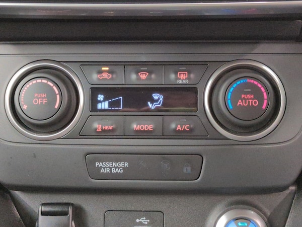 Used Nissan Leaf 2021 for sale - 76318388: Photo 19